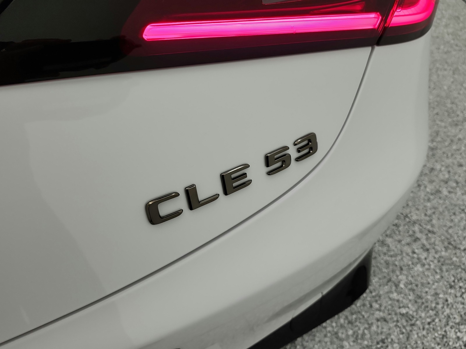 New 2026 MANUFAKTUR Moonlight White Metallic Mercedes-Benz AMG® CLE 53 image 16