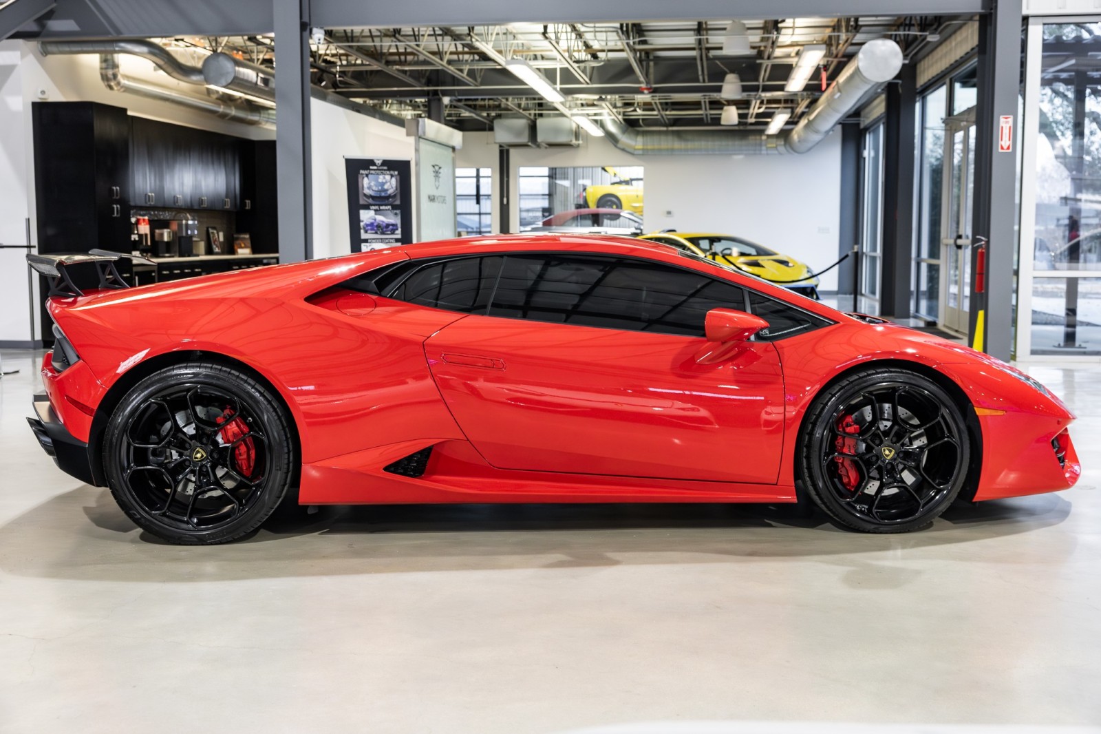 Used Car 2017 Lamborghini Huracan  - Giano Wheels - Rosso Mars Metallic - Transparent Engine Bonnet For Sale Under $220,000 In Boerne, Texas