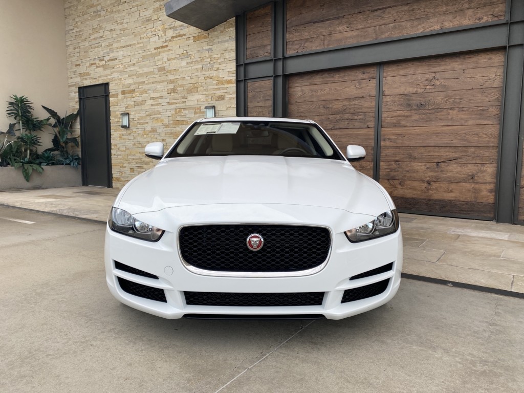 PreOwned 2017 Jaguar XE 25t Premium Rear Wheel Drive Sedan