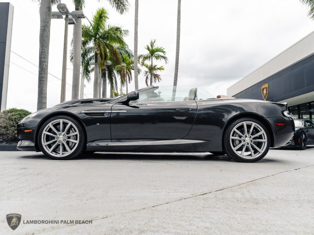 Aston Martin DB9