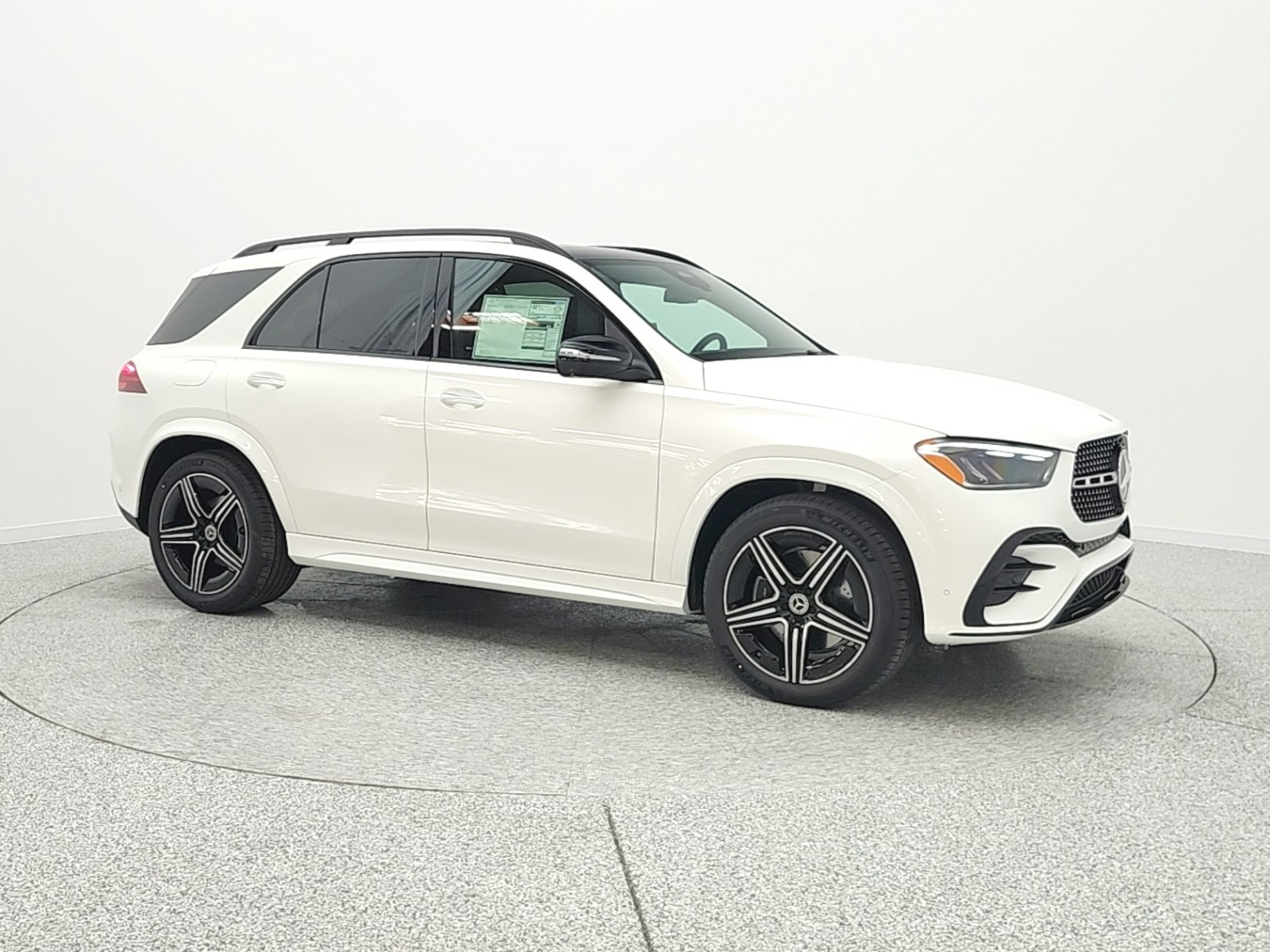 New 2026 Polar White Mercedes-Benz GLE 350 image 3