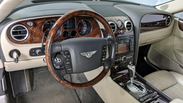 2006 Bentley Continental Flying Spur  22
