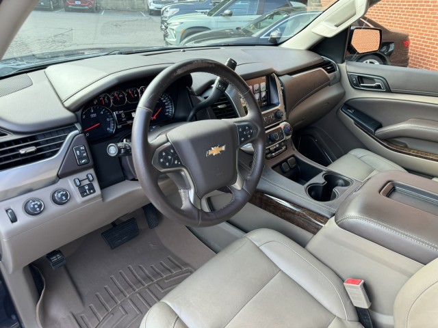 2018 Chevrolet Suburban LT 35