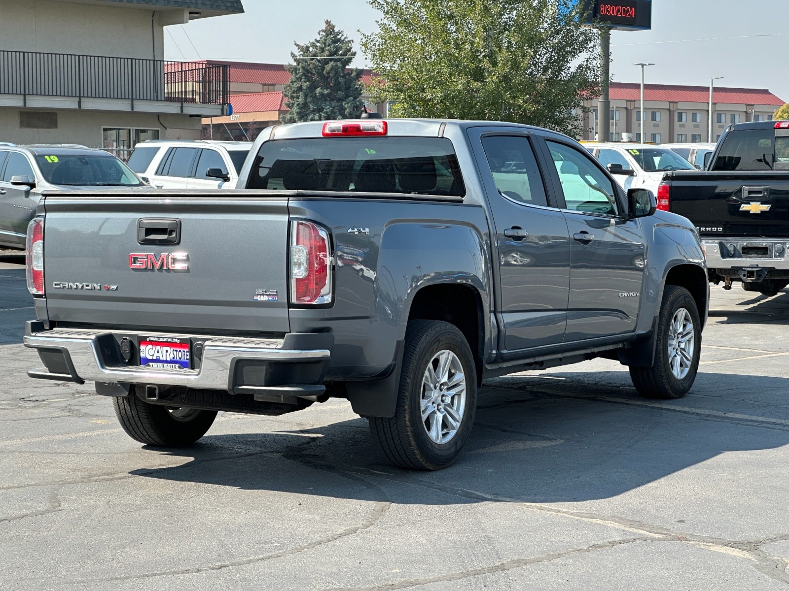 2020 GMC Canyon 4WD SLE 8