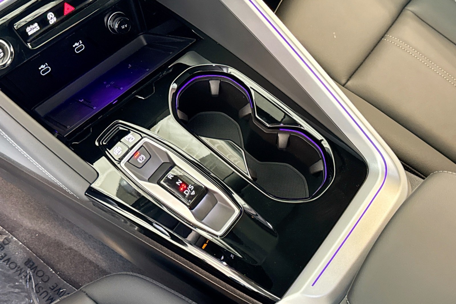 New 2025 Tambora Gray Metallic Audi Premium Plus 2.0 TFSI quattro image 15