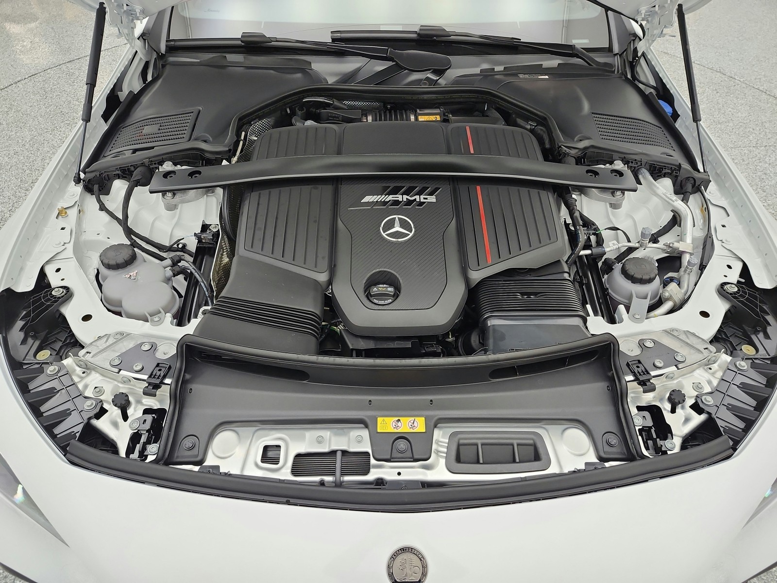 New 2027 MOONLIGHT WHITE Mercedes-Benz AMG® CLE 53 4MATIC+ Cabriolet image 12