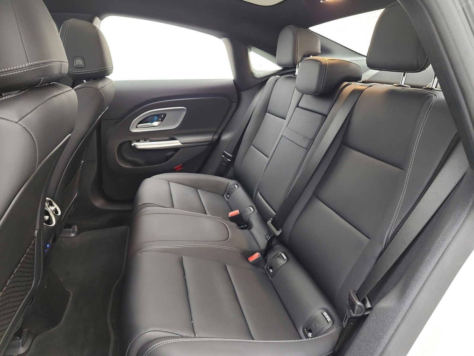 New 2027 Polar White Mercedes-Benz CLA 350 Electric image 11