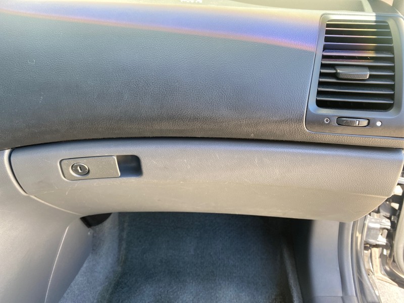 2004 Honda Accord Sdn LX LOW MILES 68,079 in , 