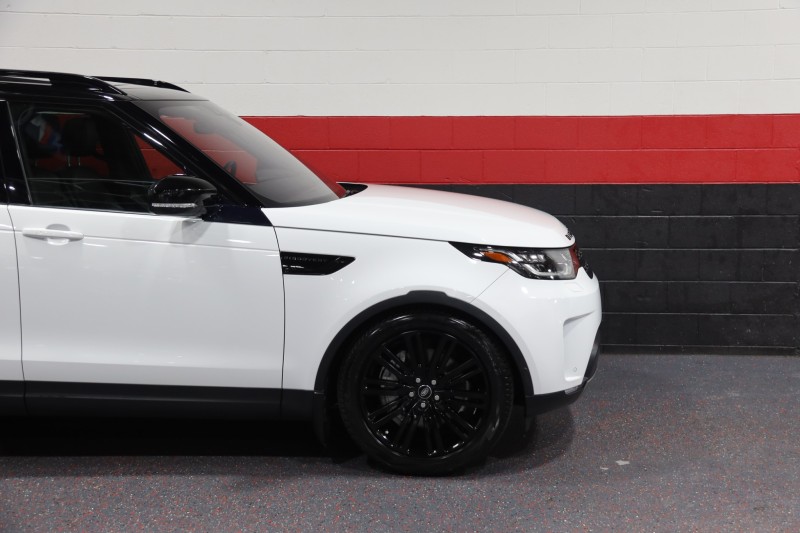 2019 Land Rover Discovery HSE Supercharged 4dr SUV in , 