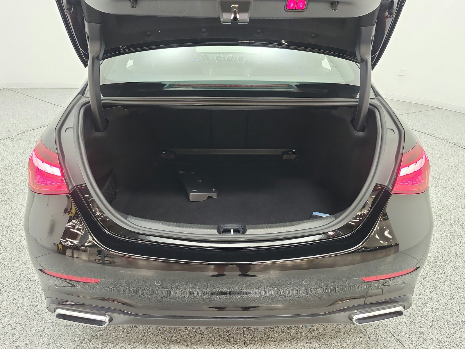 Used 2022 Black Mercedes-Benz C 300 Sedan image 12