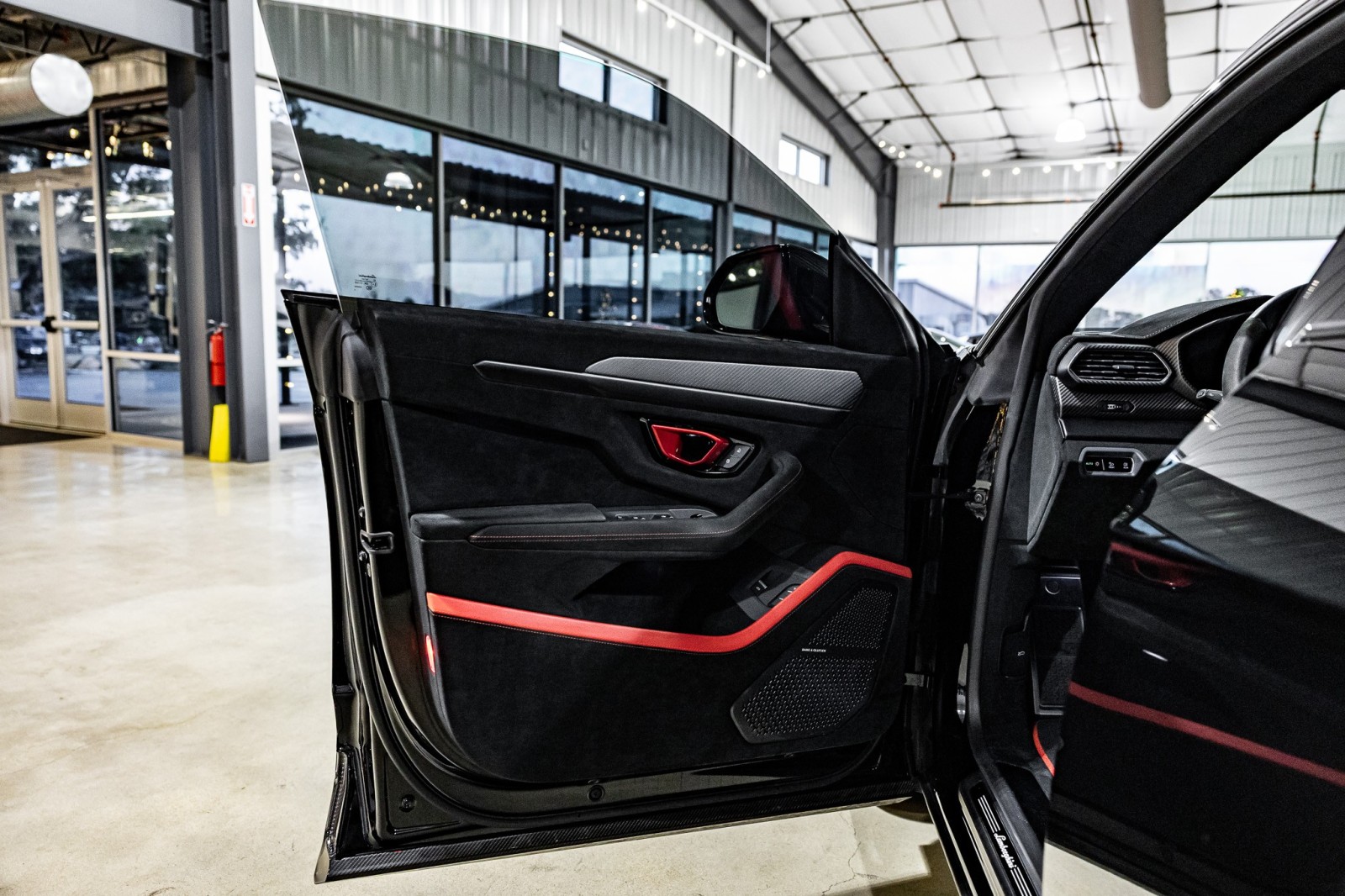 Used Car 2023 Lamborghini Urus  Performante For Sale Under $260,000 In Boerne, Texas