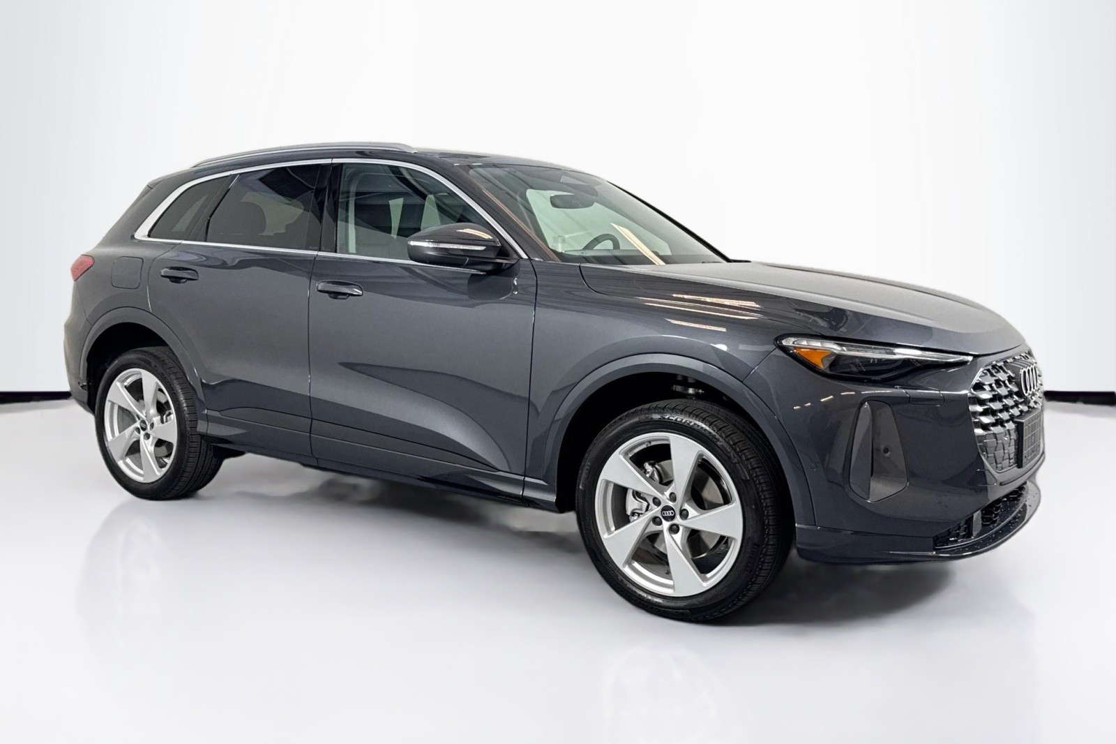 New 2025 Tambora Gray Metallic Audi Premium Plus 2.0 TFSI quattro image 3