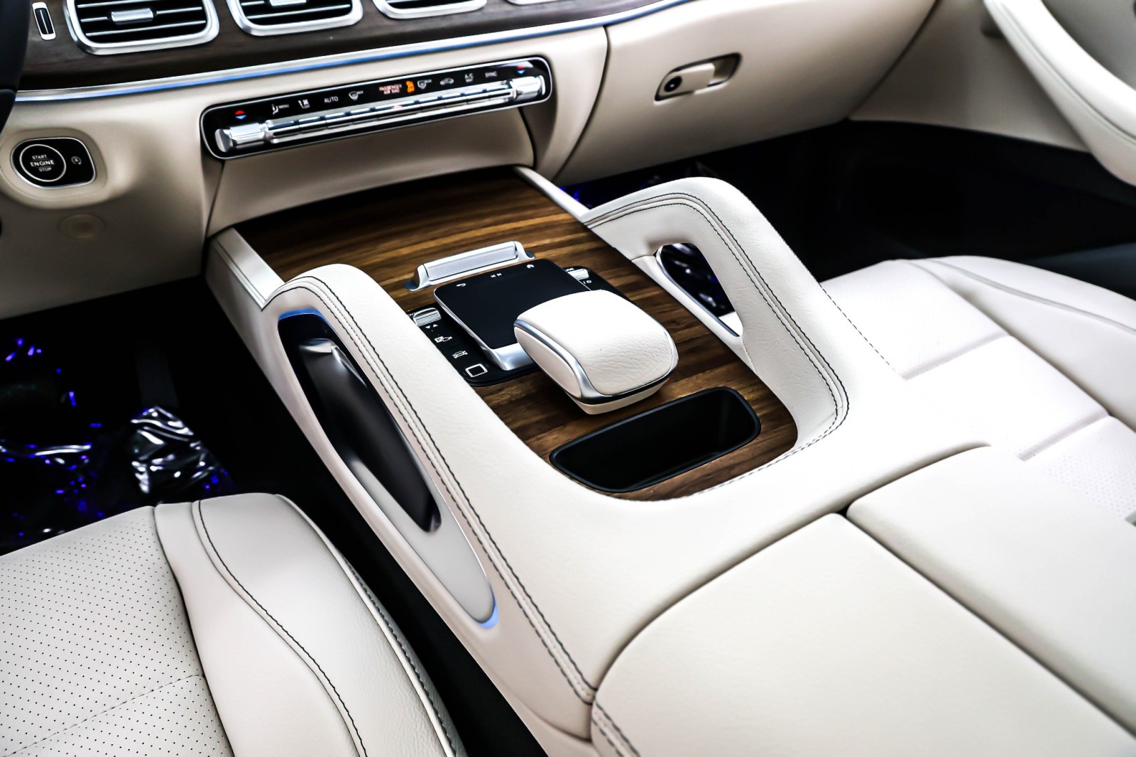 New 2026 Polar White Mercedes-Benz GLE 350 SUV image 6