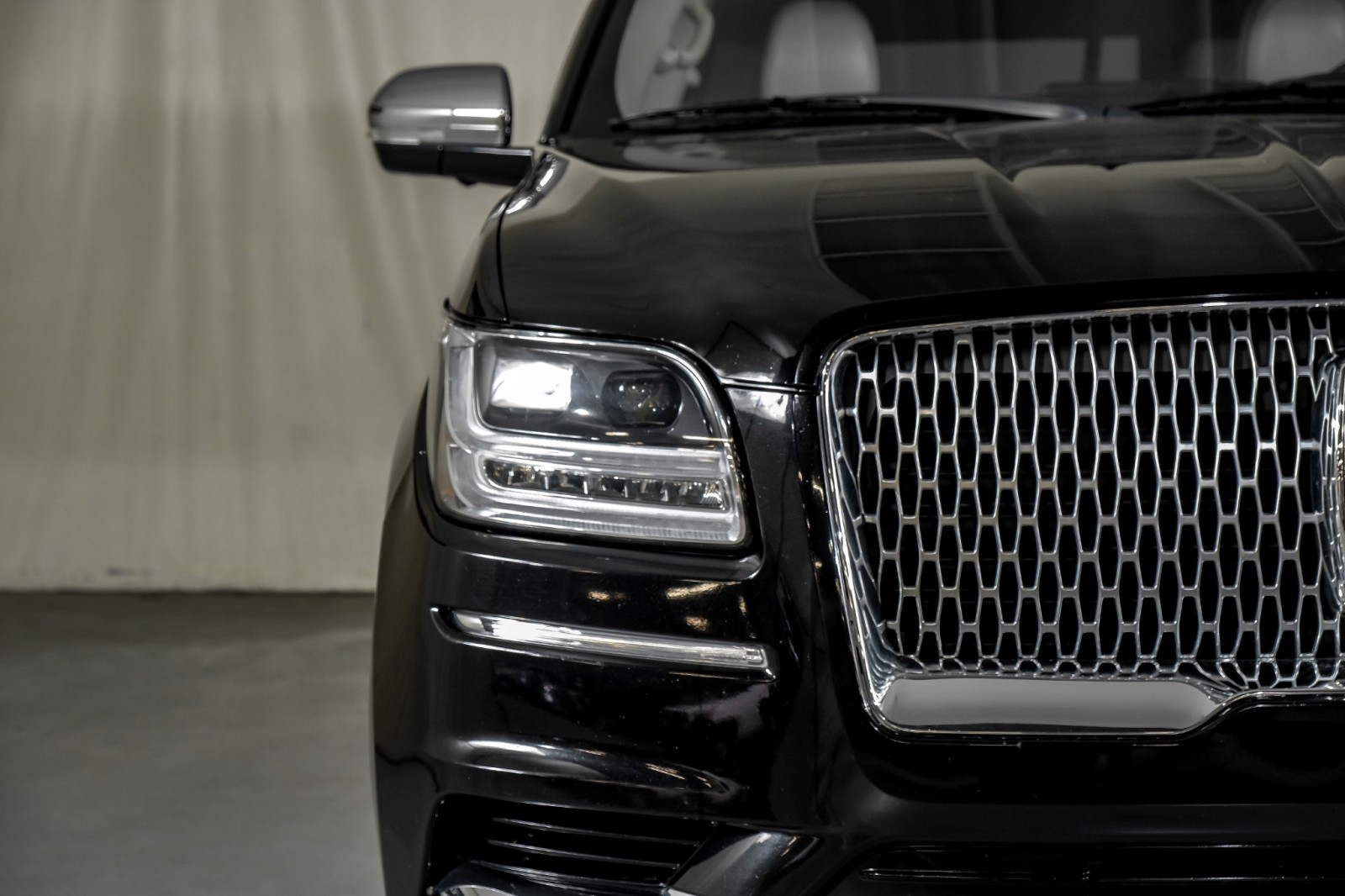 2020 Lincoln Navigator Black Label 36