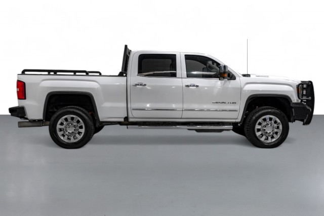 2019 GMC Sierra 2500HD Denali 5