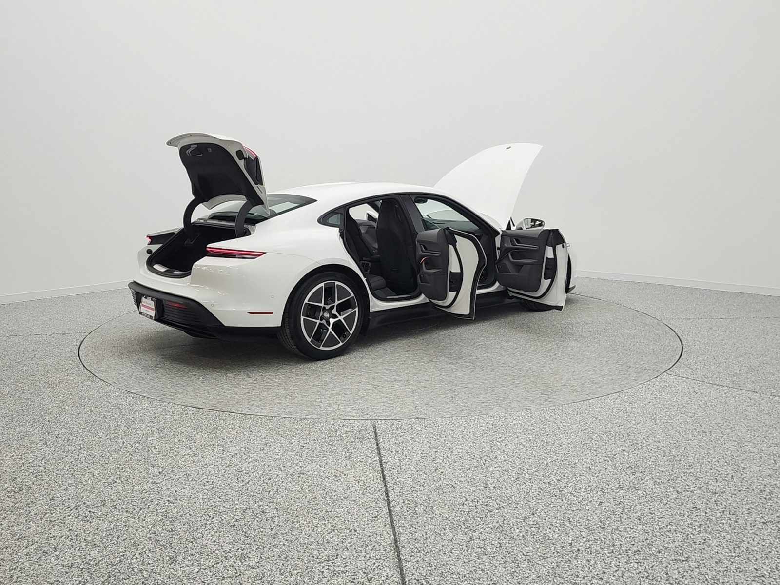Used 2025 White Porsche RWD image 5
