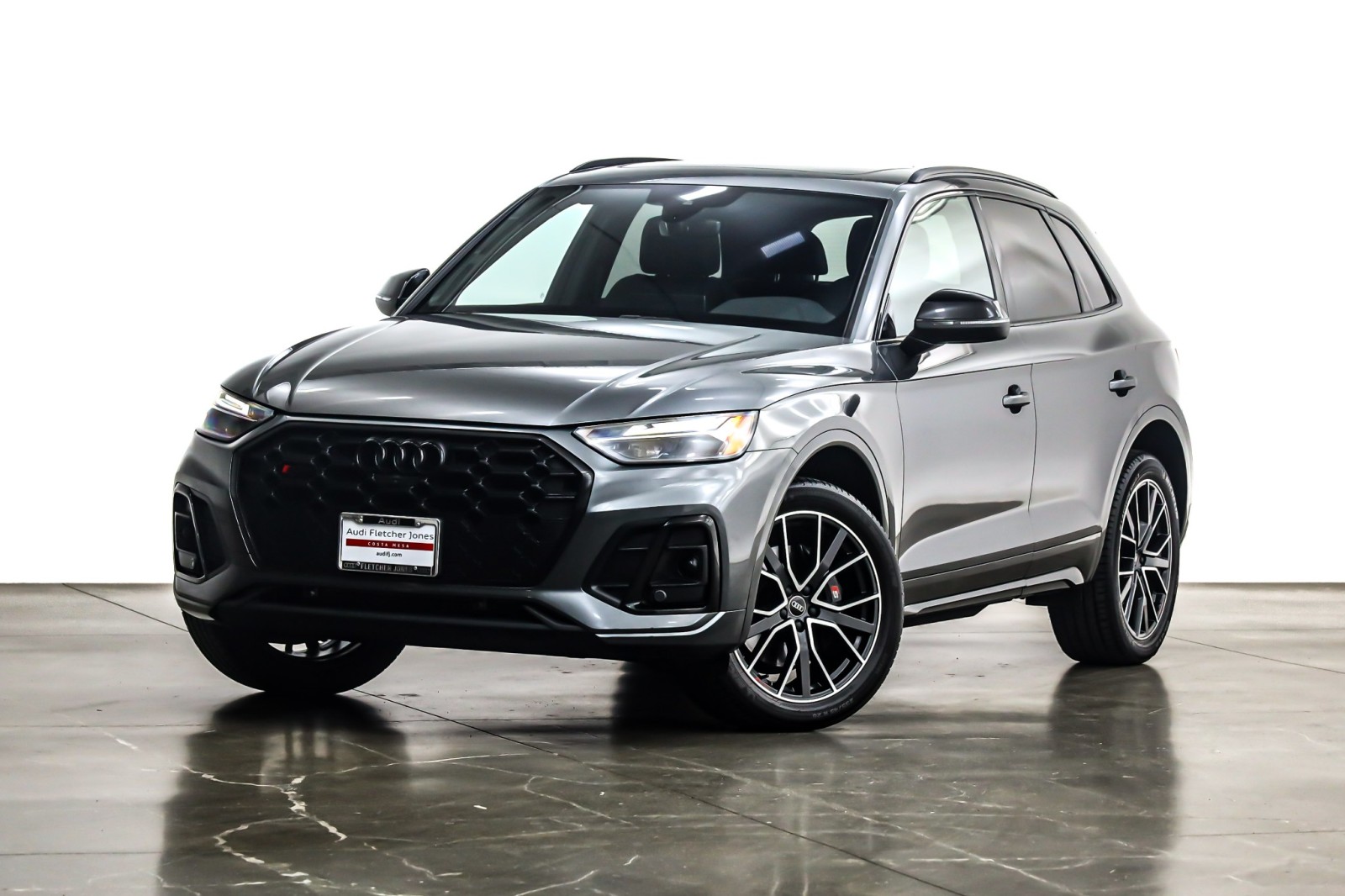 2023 Audi SQ5 Premium Plus's photo