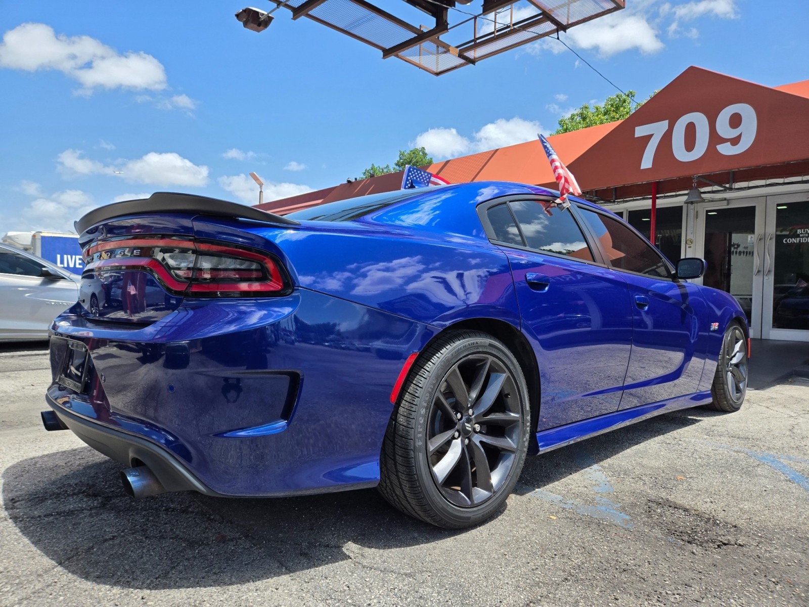 2019 Dodge Charger - $24,977