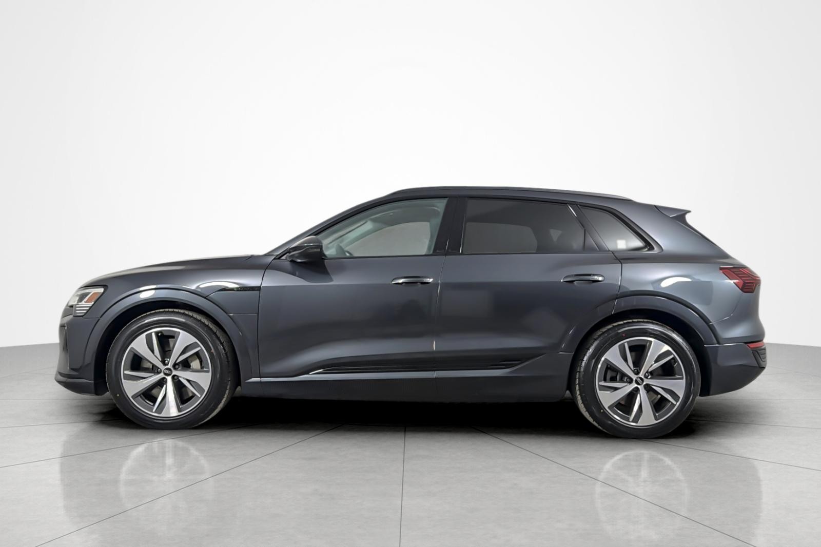 Used 2024 Manhattan Gray Metallic Audi Premium quattro image 2