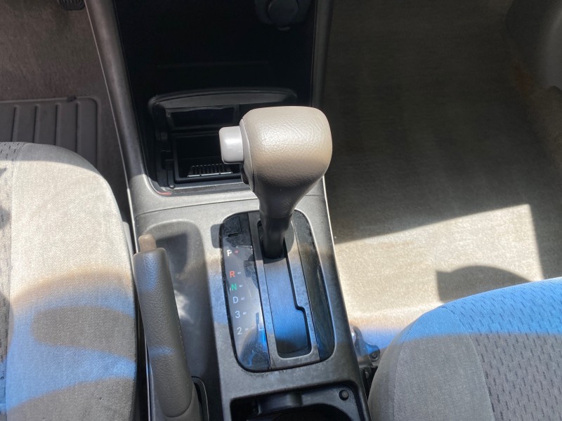 2003 Toyota Camry LE LOW MILES 61,005 in , 