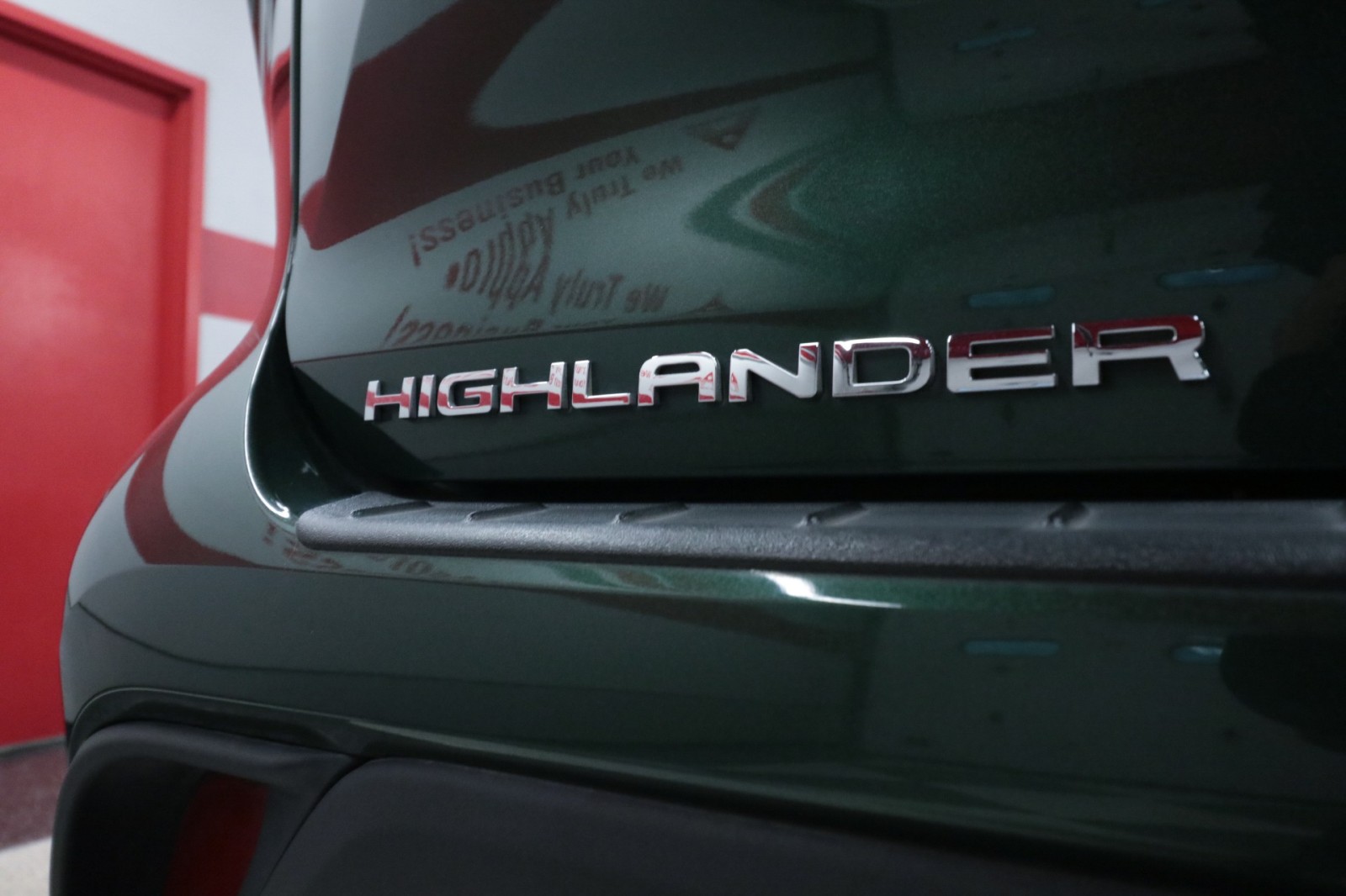 Used Car 2024 Toyota Highlander  Xle For Sale Under $40,000 In Austin, Texas