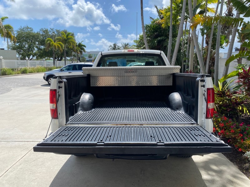 2005 Ford F-150 PU STX LOW MILES 18,931 in , 