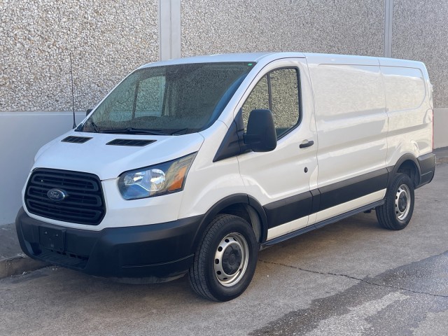 2019 Ford Transit Van  1