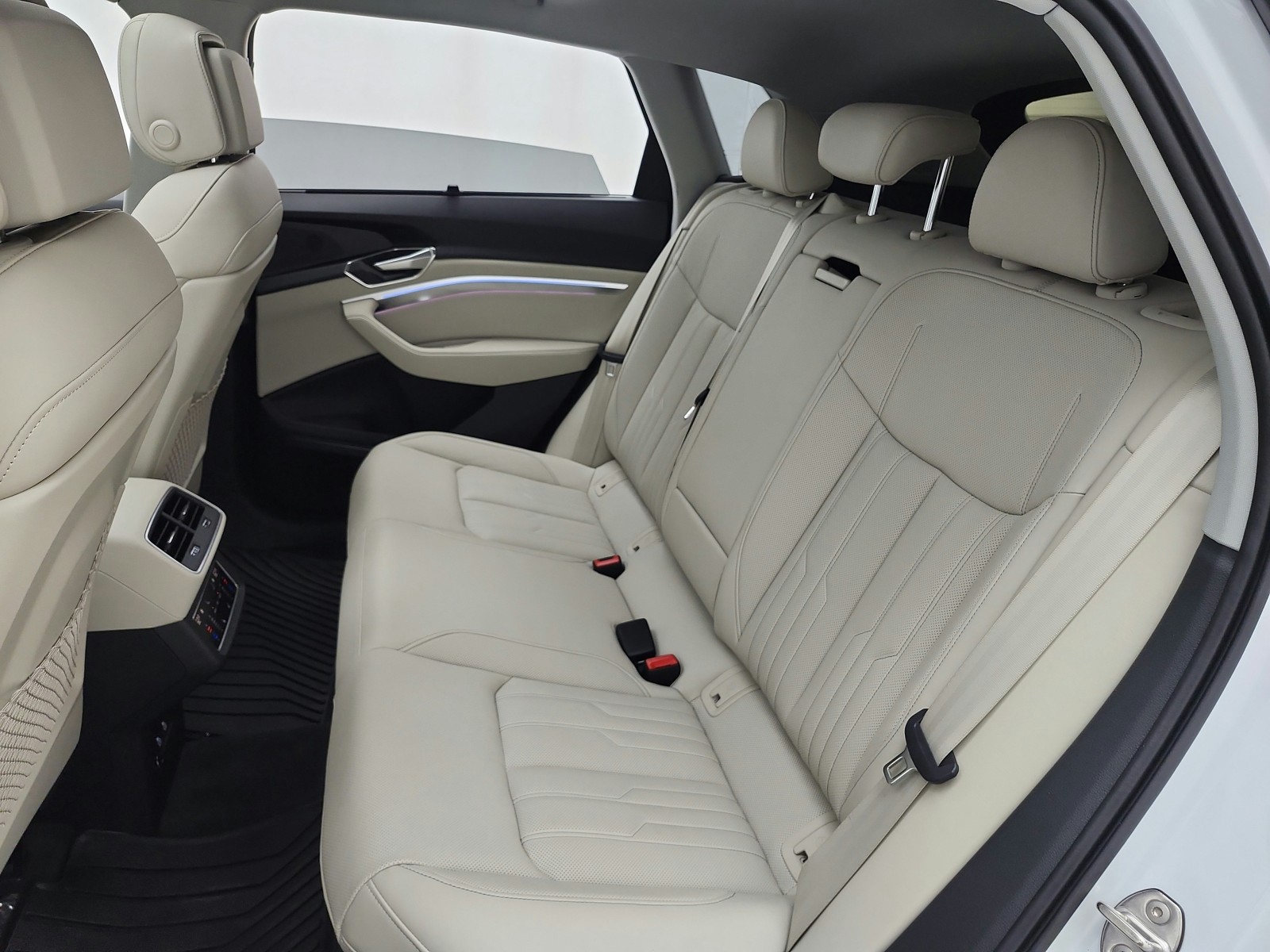 Used 2024 Glacier White Metallic Audi Prestige quattro image 13