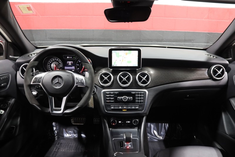2015 Mercedes-Benz GLA 45 AMG 4MATIC w/Performance Pkgs 4dr Suv in , 
