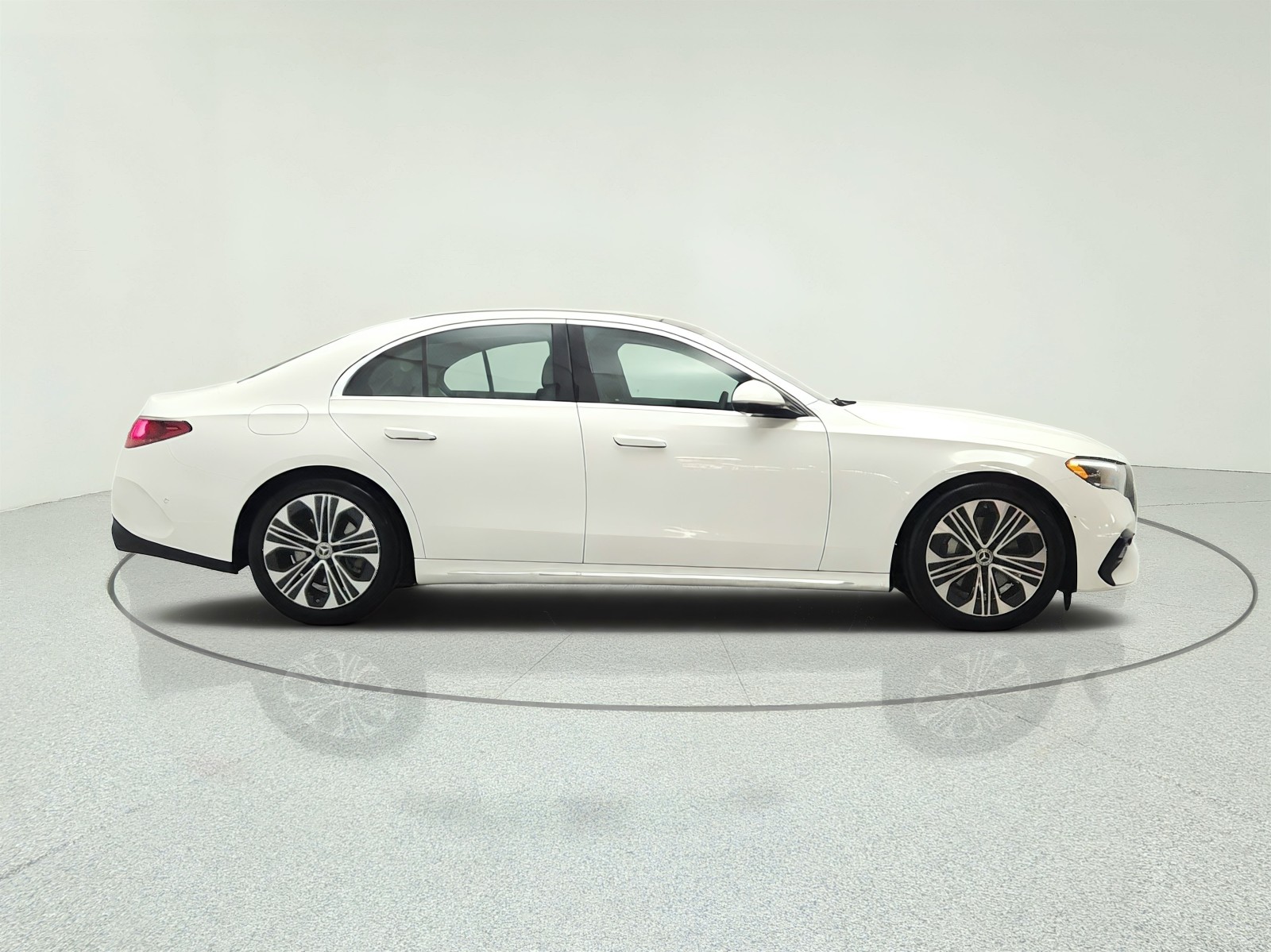 Certified Used 2026 Polar White Mercedes-Benz E 350 RWD Sedan image 4