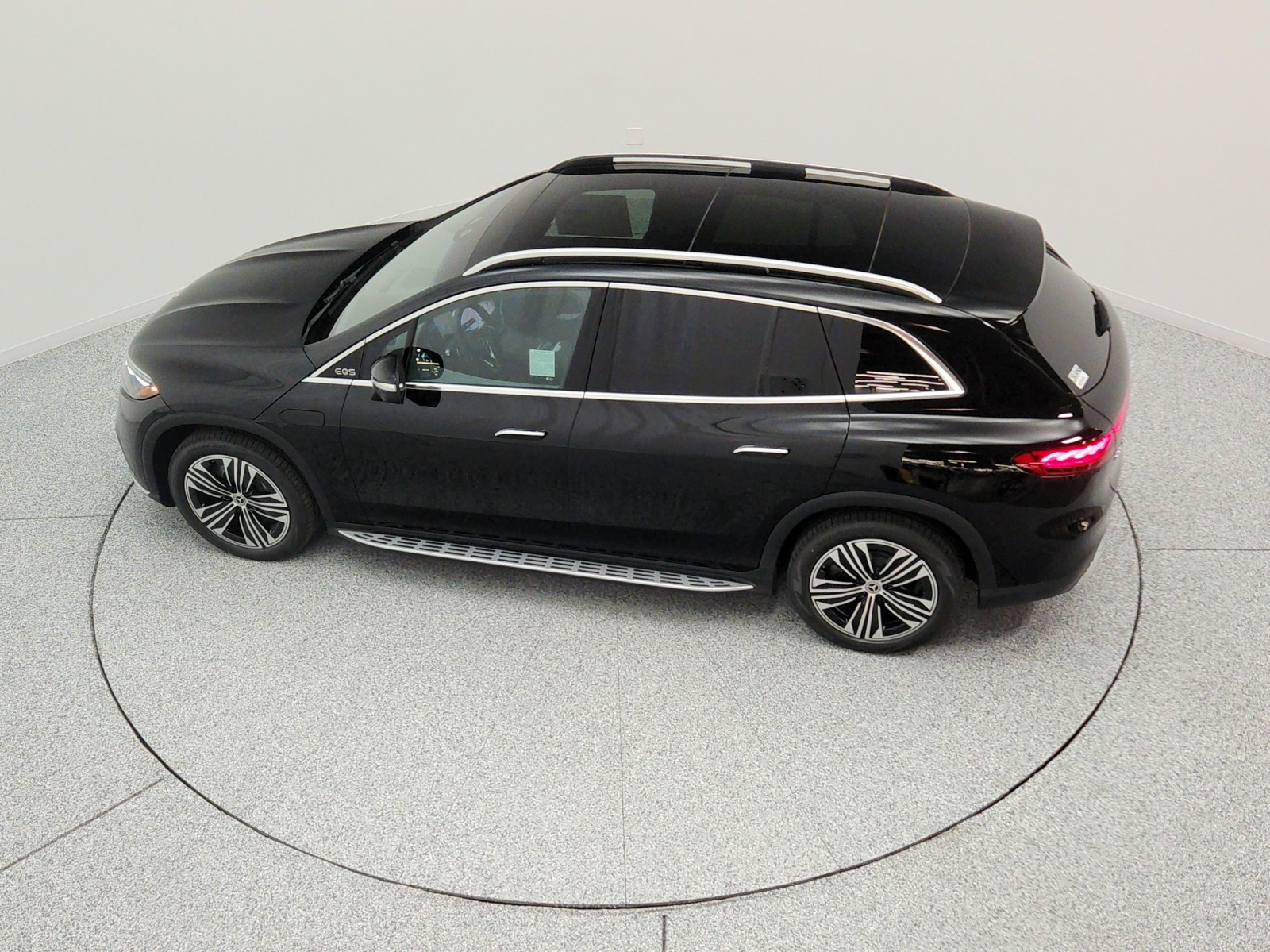 New 2026 Black Mercedes-Benz EQS 400 4MATIC® SUV image 22
