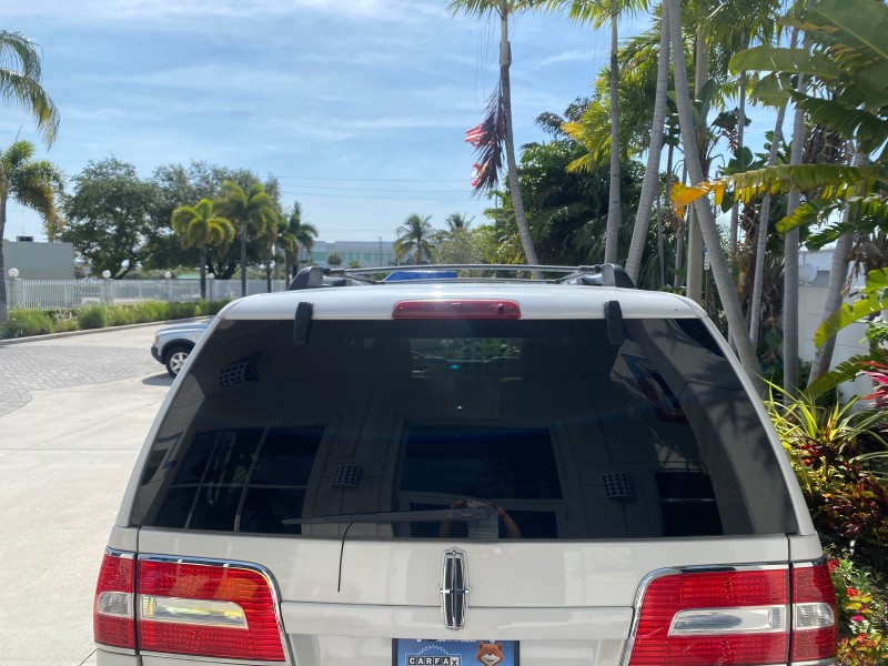 2010 Lincoln Navigator 4WD SUNROOF LOW MILES 31,209 in , 
