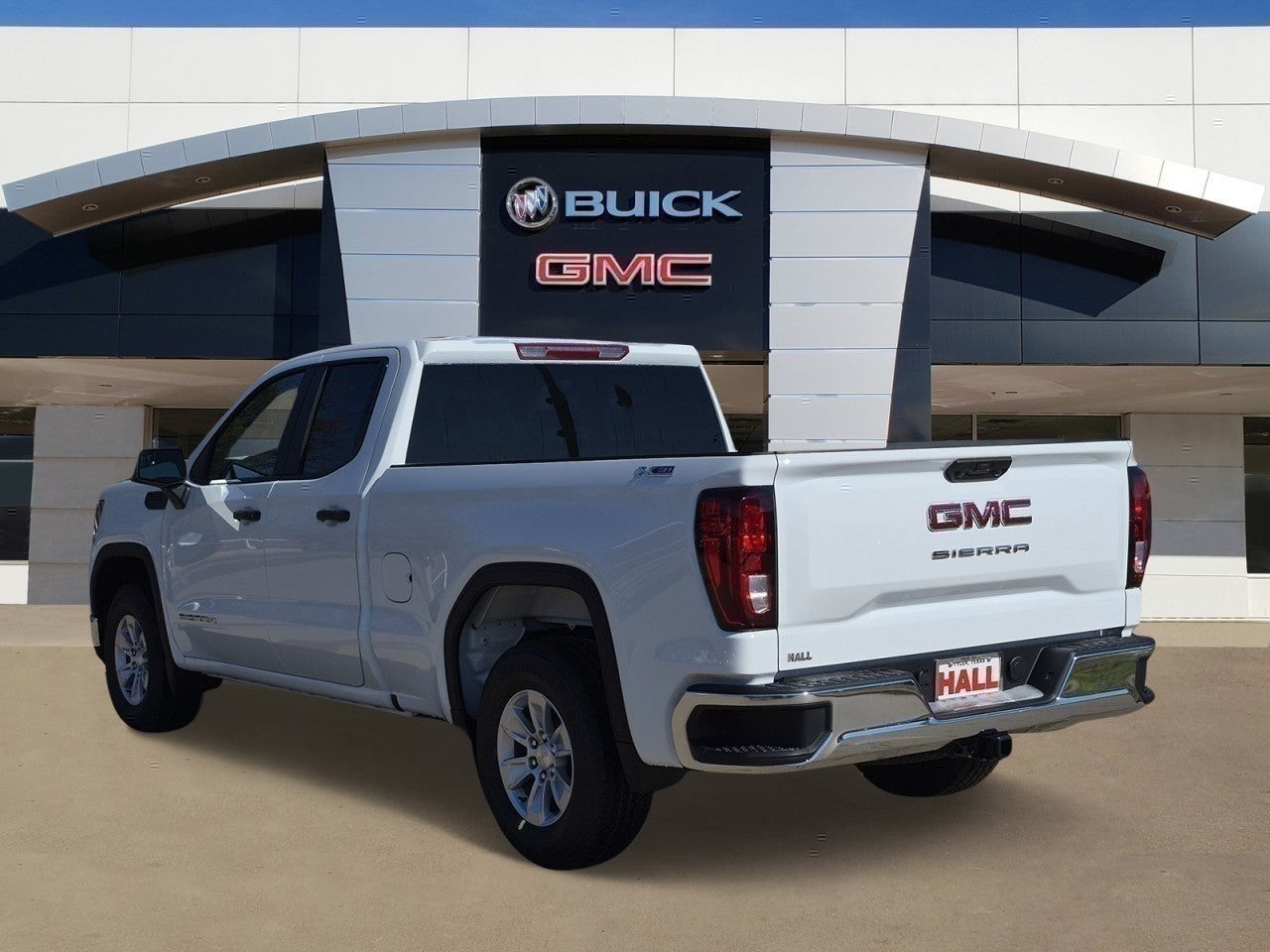 View vehicle photo 3