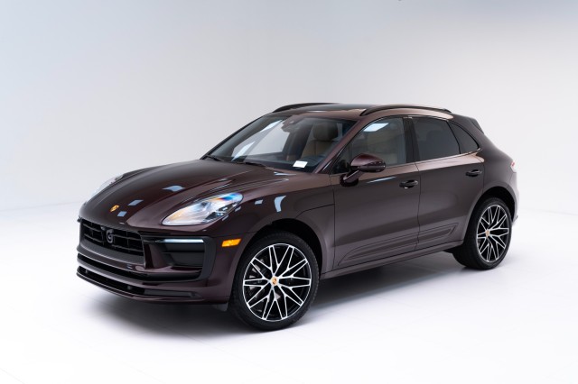 2025  Macan  in , 