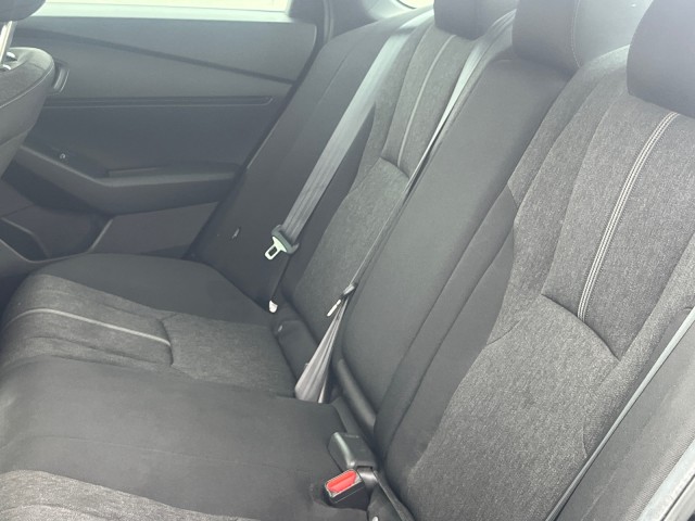 HondaAccord Hybrid35