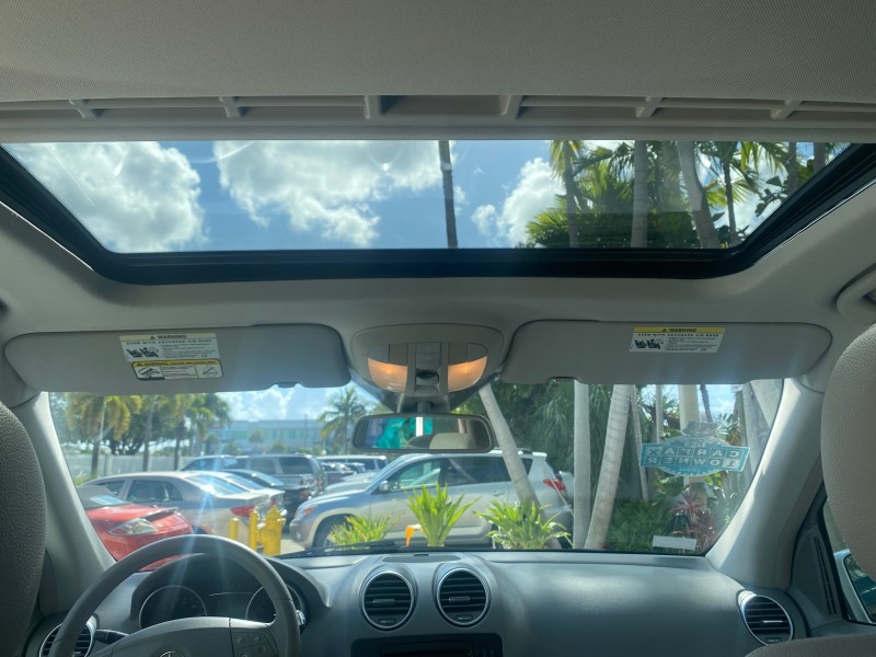 2008 Mercedes-Benz M-Class 3.5L 1 OWNER LOW MILES 48,493 in , 