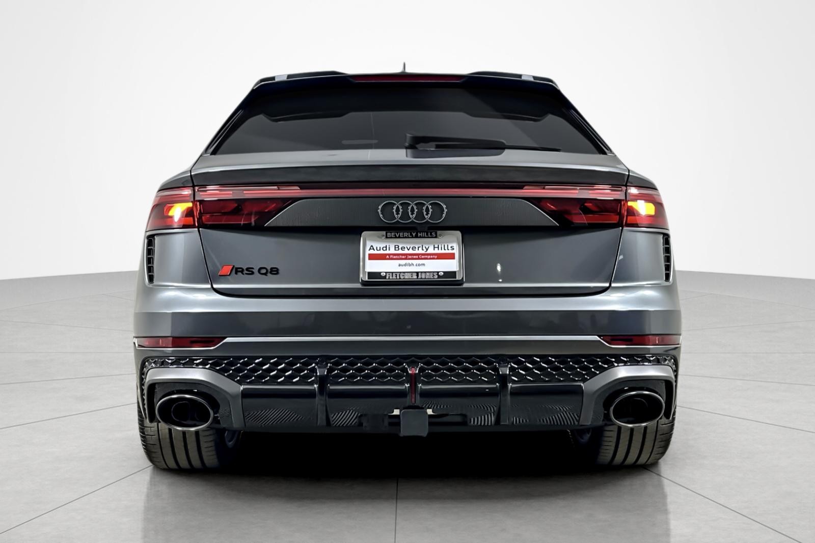 New 2026 Daytona Gray Pearl Effect Audi performance quattro image 5