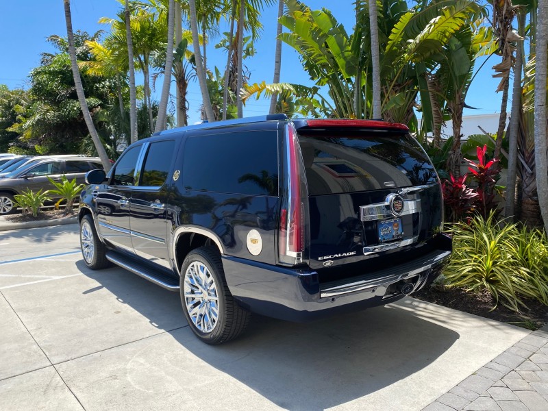 2007 Cadillac Escalade ESV SUNROOF AWD LOW MILES 47,118 in , 