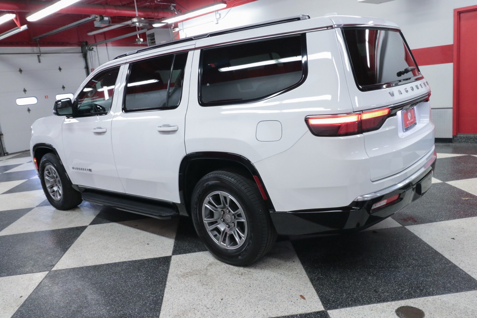 Used Car 2023 Jeep Wagoneer  Base For Sale Under $50,000 In Austin, Texas
