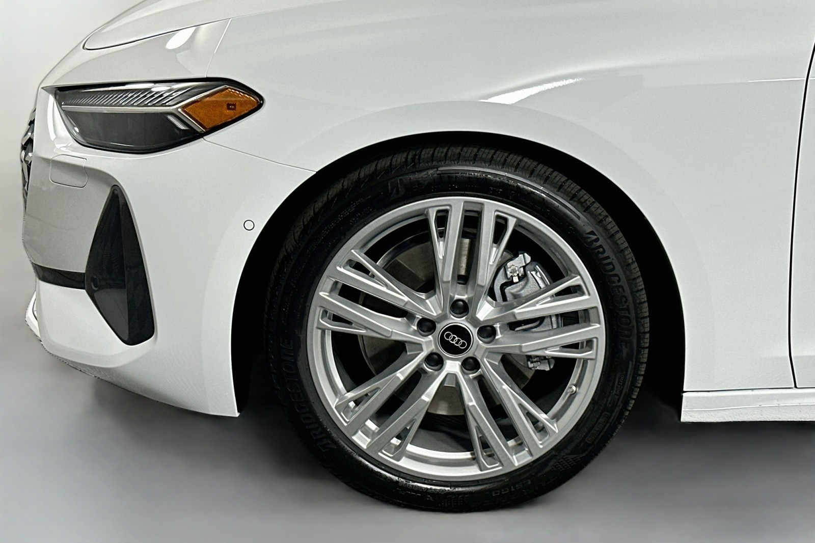 New 2026 Arkona White Audi Premium Plus image 11