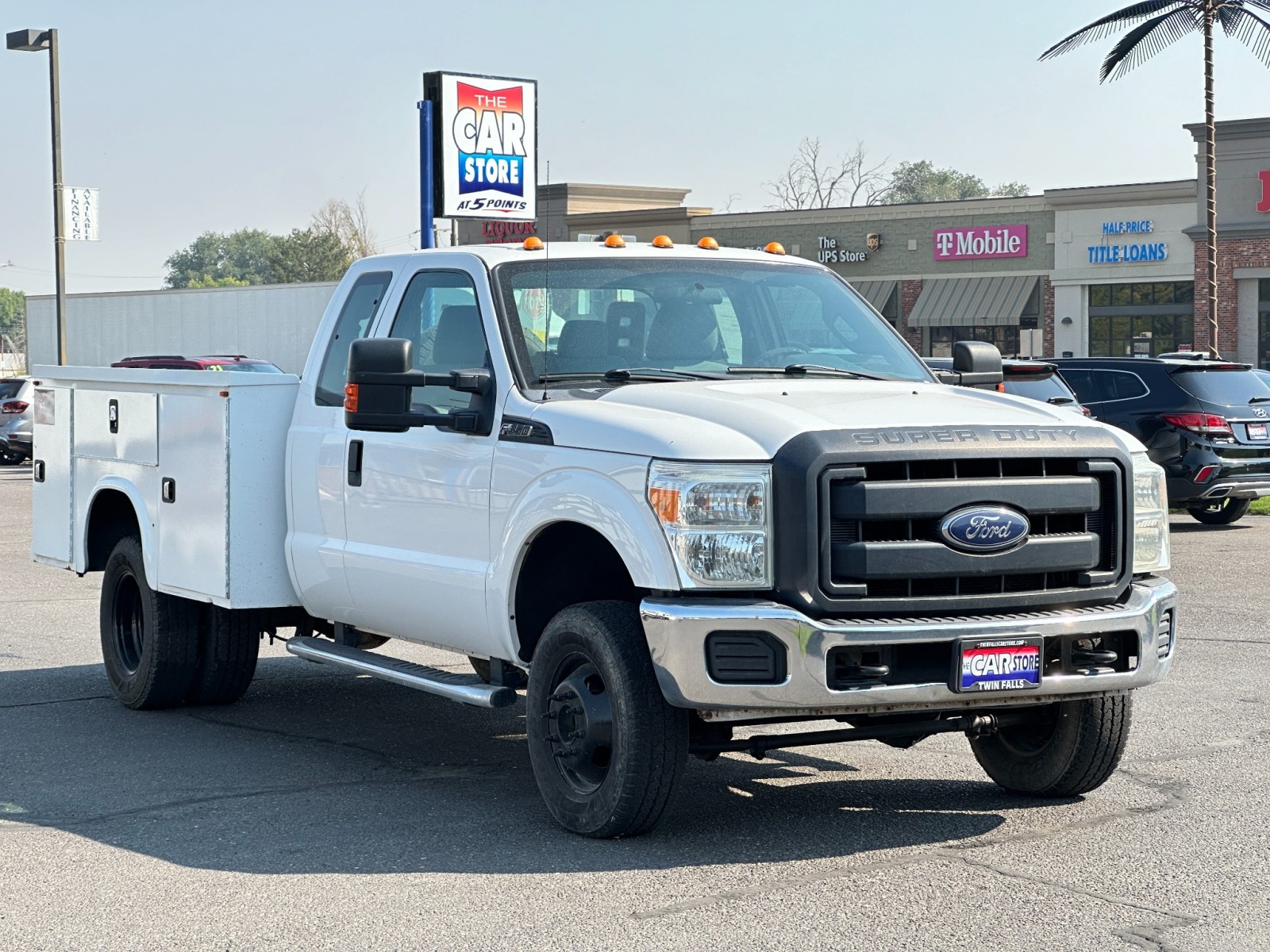 2016 Ford Super Duty F-350 DRW XL 1