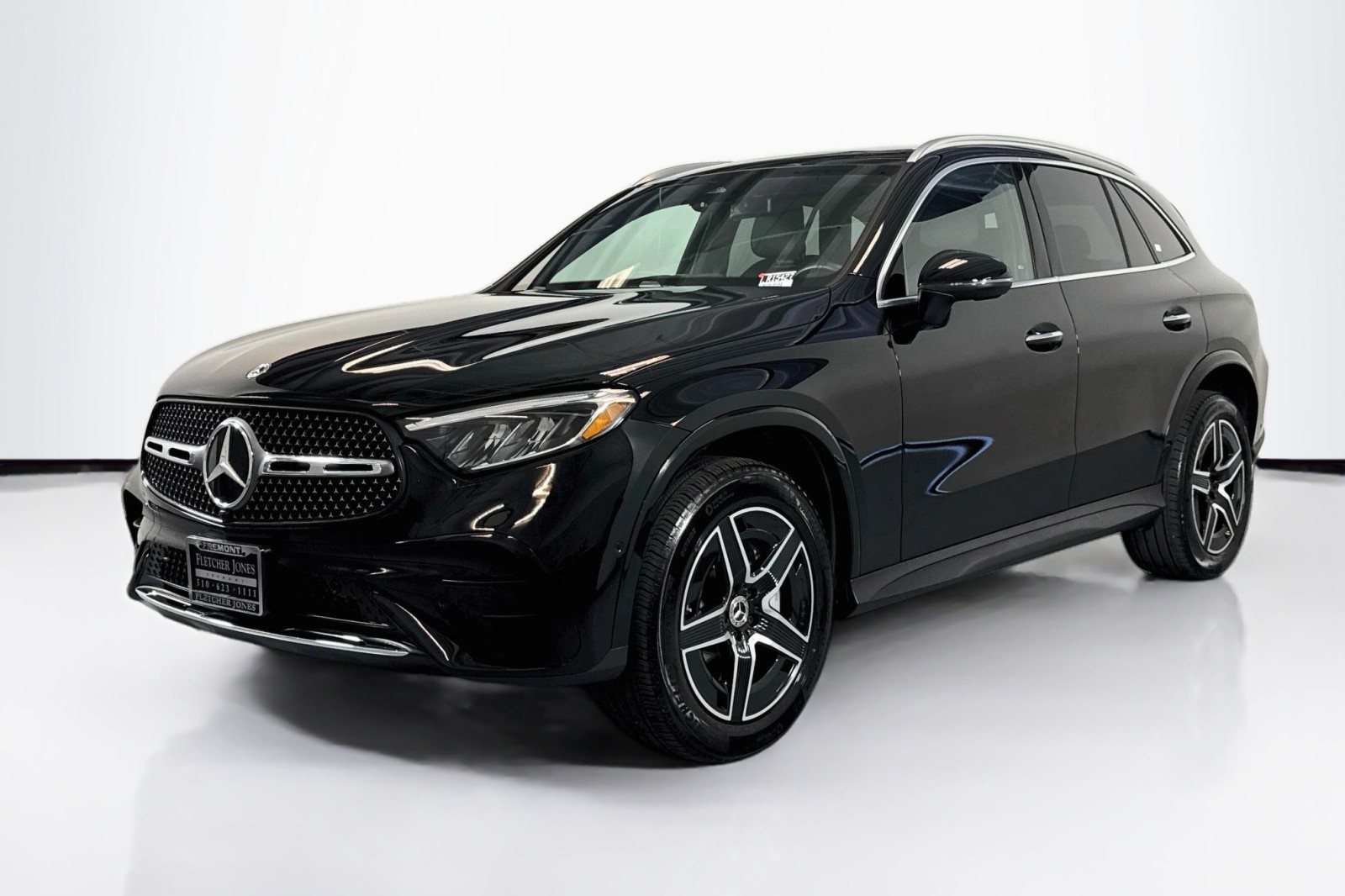2026 Mercedes-Benz GLC GLC 300's photo