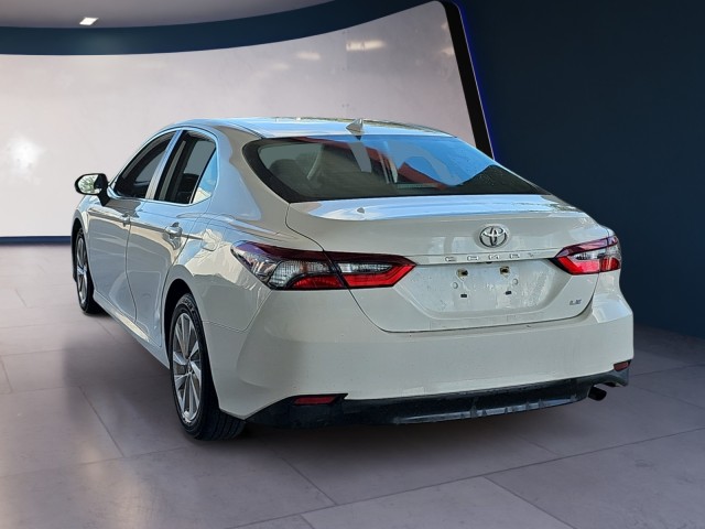 2021 Toyota Camry LE 3