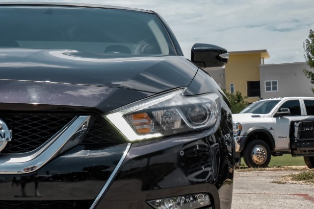 2017 Nissan Maxima SL 42