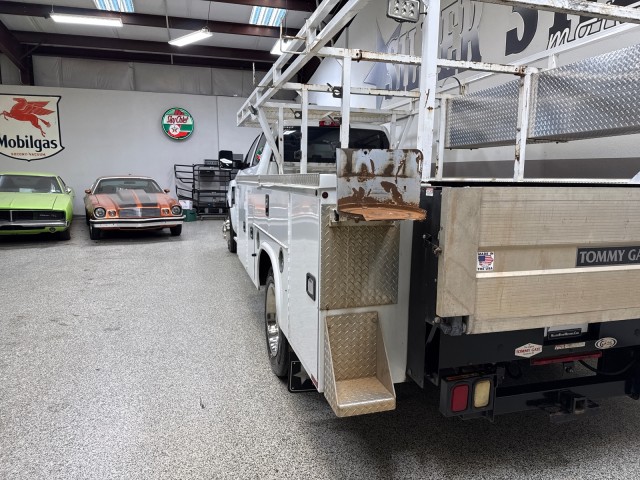 2020 Chevrolet Silverado MD 5500 Duramax RWD Utility/ Service Bed in , 