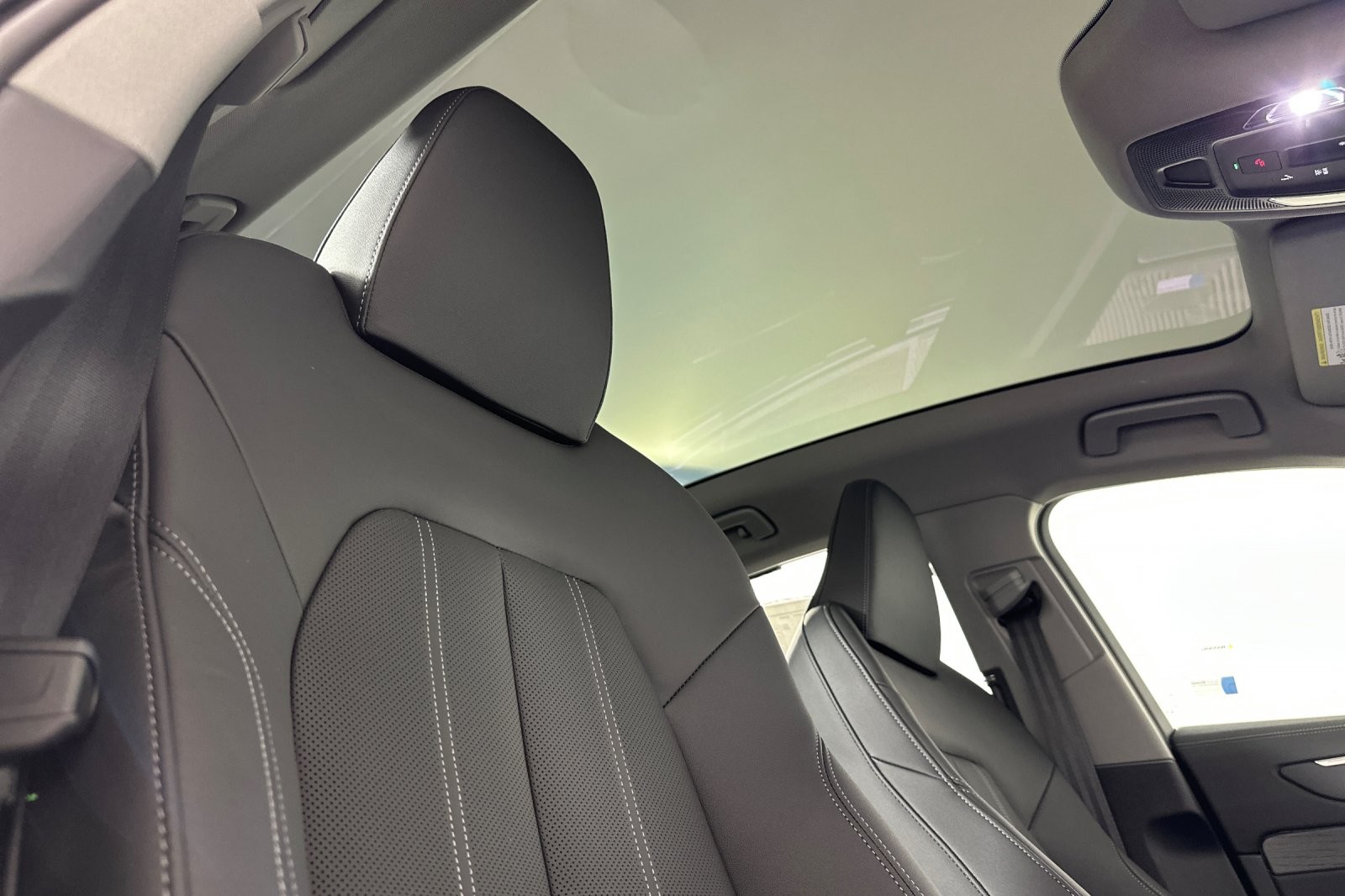 New 2026 Daytona Gray Pearl Effect Audi Premium Plus quattro image 15