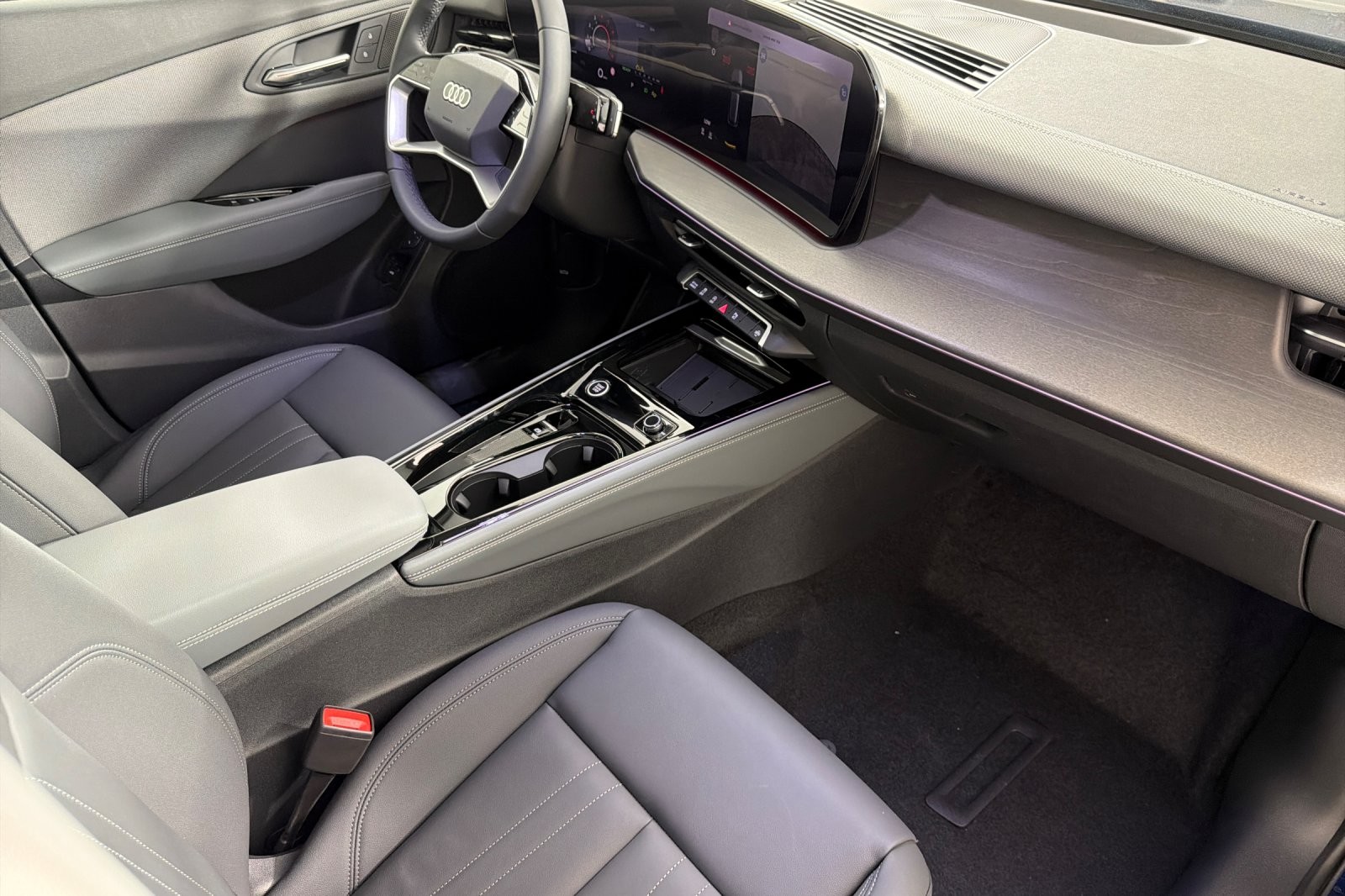 New 2026 Daytona Gray Pearl Effect Audi S line quattro image 15