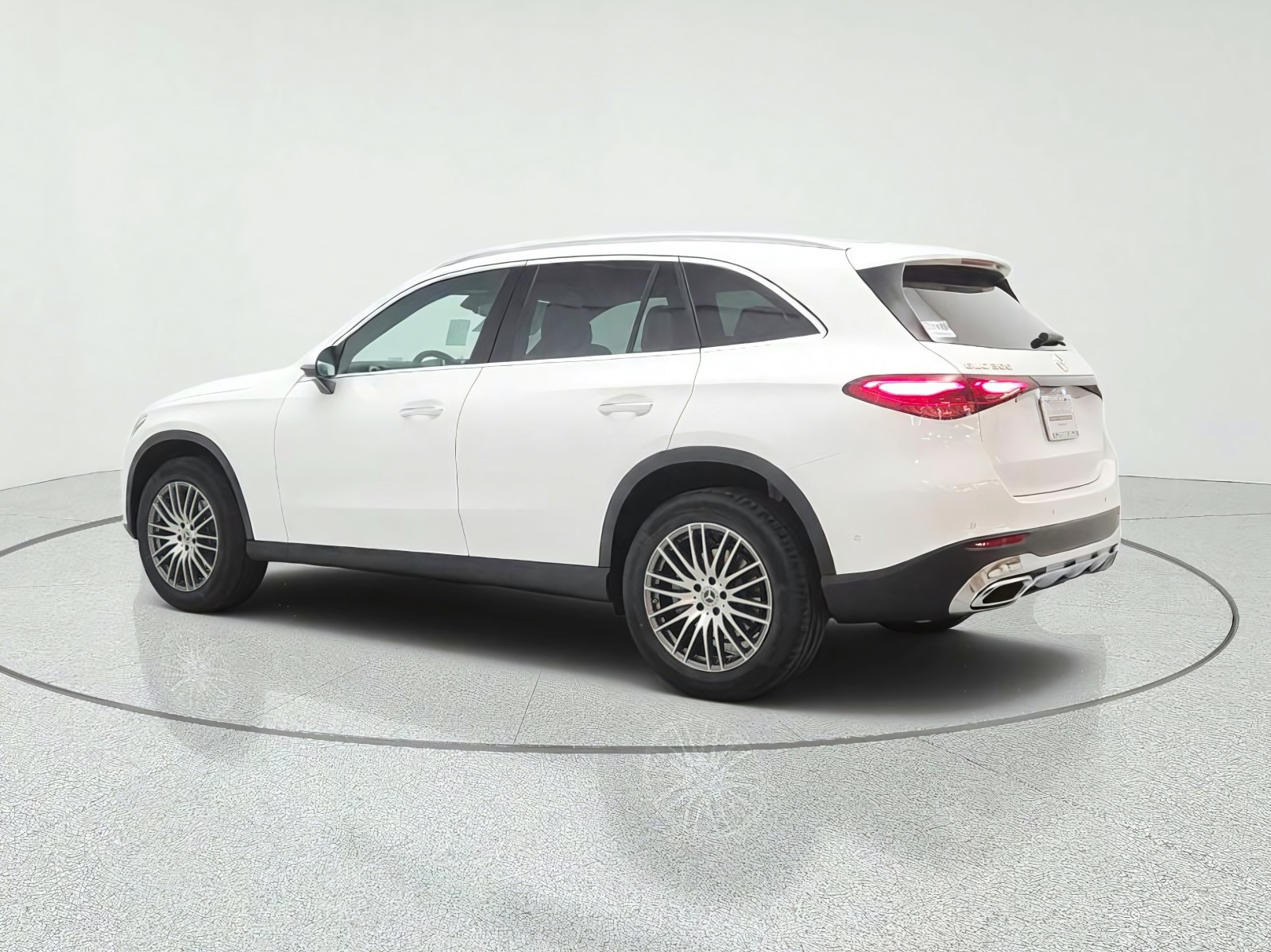 New 2027 Polar White Mercedes-Benz GLC 300 SUV image 7