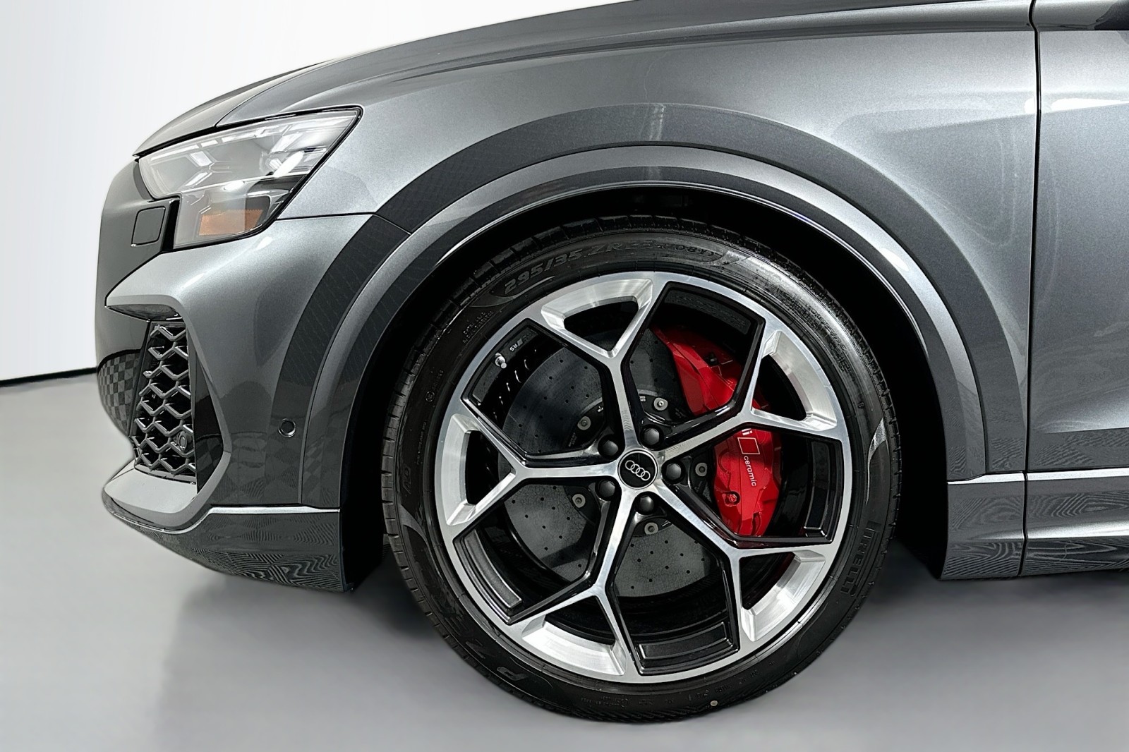 New 2026 Daytona Gray Pearl Effect Audi performance image 11