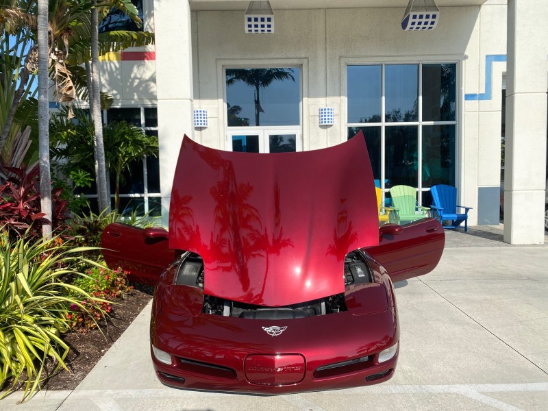 2003 Chevrolet Corvette 50TH CONVERTIBLE LOW MILES 6,742 in , 
